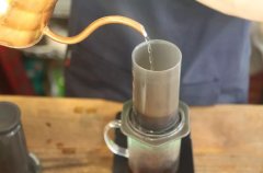 What should be the grinding degree of the positive pressure of the Philharmonic pressure? Introduction to the way of extracting Coffee by Philharmonic pressure
