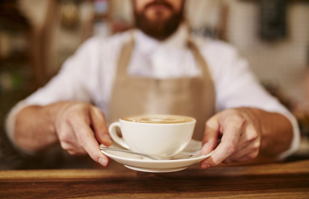 Serve with dignity! How should coffee shops deal with difficult customers?
