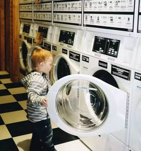 New way to play! Is the laundromat and cafe here? What are the cafes for self-service laundry?