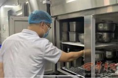 Xi Cha and Nai Xue's tea are checked on food safety. What should be paid attention to in the work hygiene of tea shops?