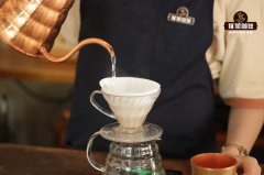 What kind of water do you use to make coffee? what is the difference in the flavor of coffee brewed with different water?