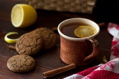 Lemon black tea has what effect and effect to lose weight scraping oil? Lemon black tea practice and formula