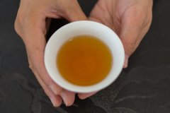 Can I drink tea overnight? What harm does drinking do to your health? You can't drink tea after brewing it several times.