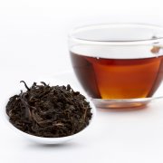 Dahongpao belongs to black tea or oolong tea? How much is the ten most expensive tea Dahongpao?